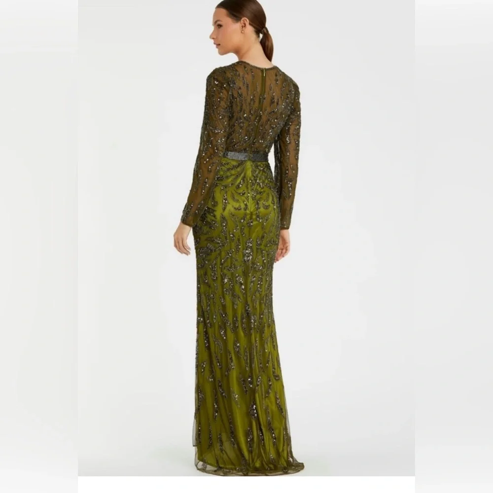 NWT Mac Duggal 5124 Green/Olive
Beaded Long Sleeve Evening Gown 8 - Picture 5 of 14